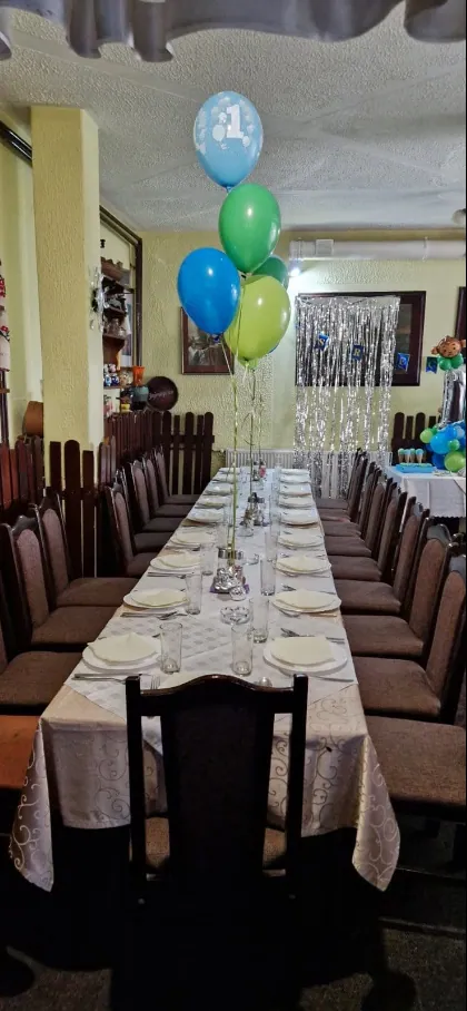 Sala Kafane Stara Promenada pripremljena za proslavu