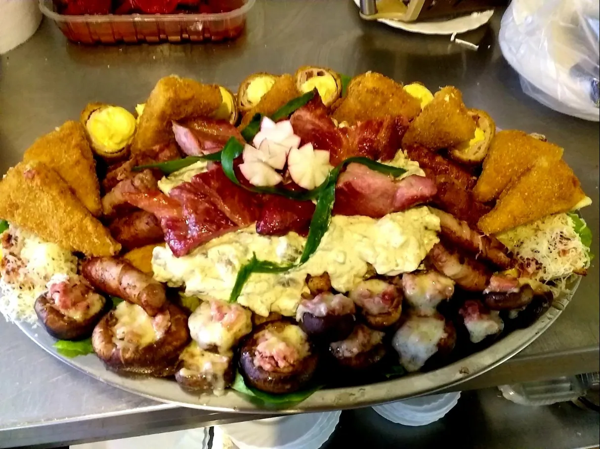 Veliki meze tanjir